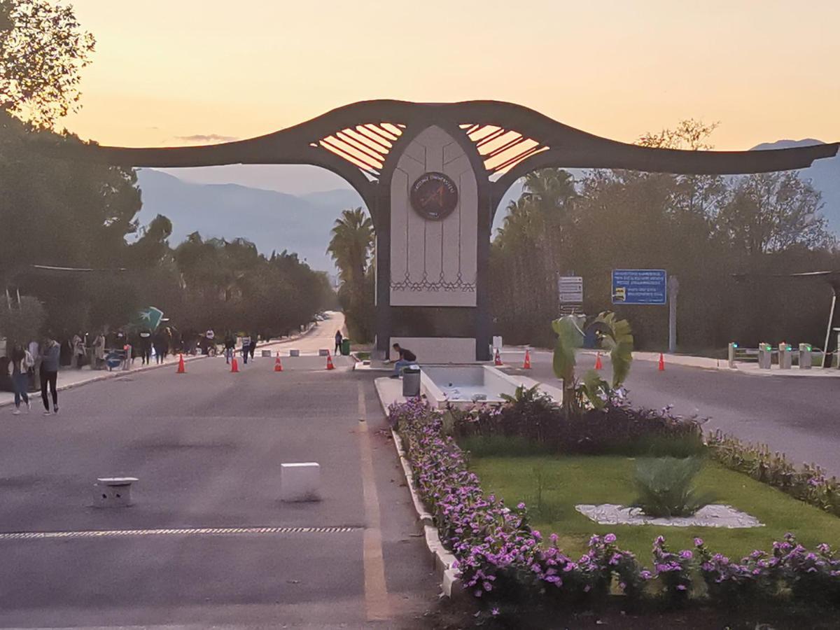 Araucaria Pension Antalya Bagian luar foto